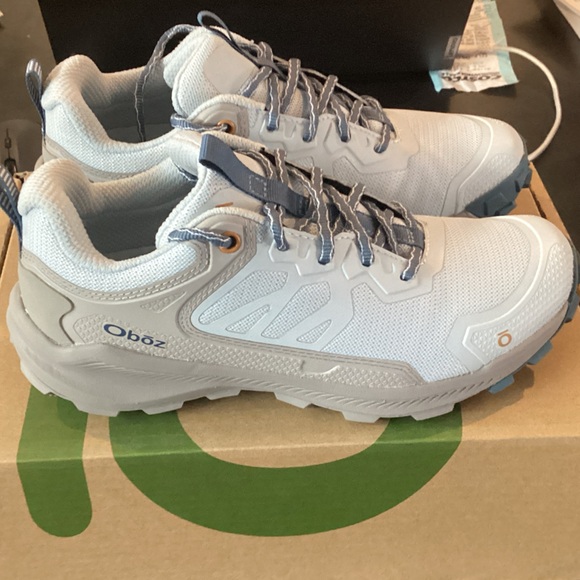 Oboz Footwear Shoes - Oboz Women's Athletic Shoes - lt blue and Gray